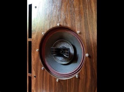 Onken enclosure DIY. Electro Voice TRX 12B full range speakers